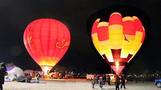 Holiday Balloon Glow 2017 - December 2, 2017