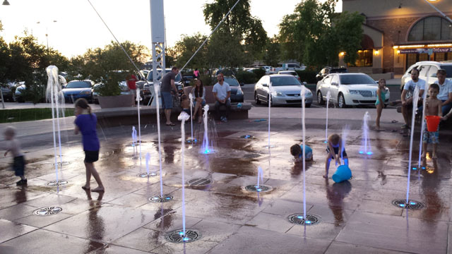 Gilbert Water Tower Plaza splash pad